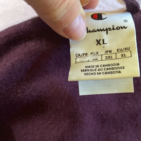 Champion  Robe - Picture 3 of 7